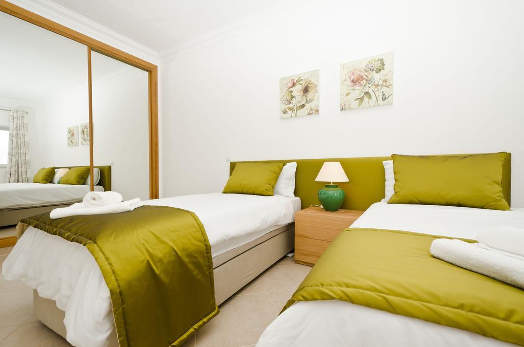 Fairviews Villa On Boavista Golf Resort Lagos Quarto foto